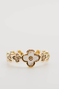 The Everett Clover Ring