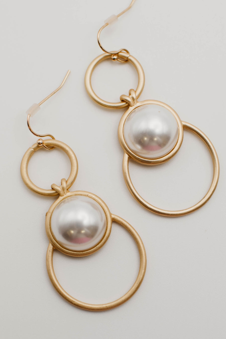 The Tinslee Pearl Drop Earring