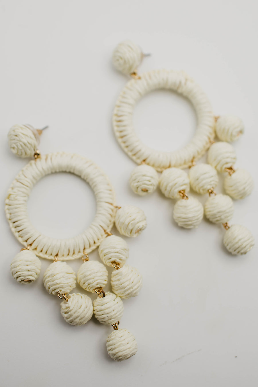 The Lunna Raffia Chandelier Earring