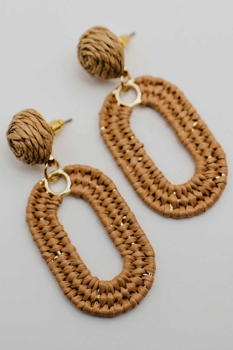 The Quincee Raffia Straw Earring