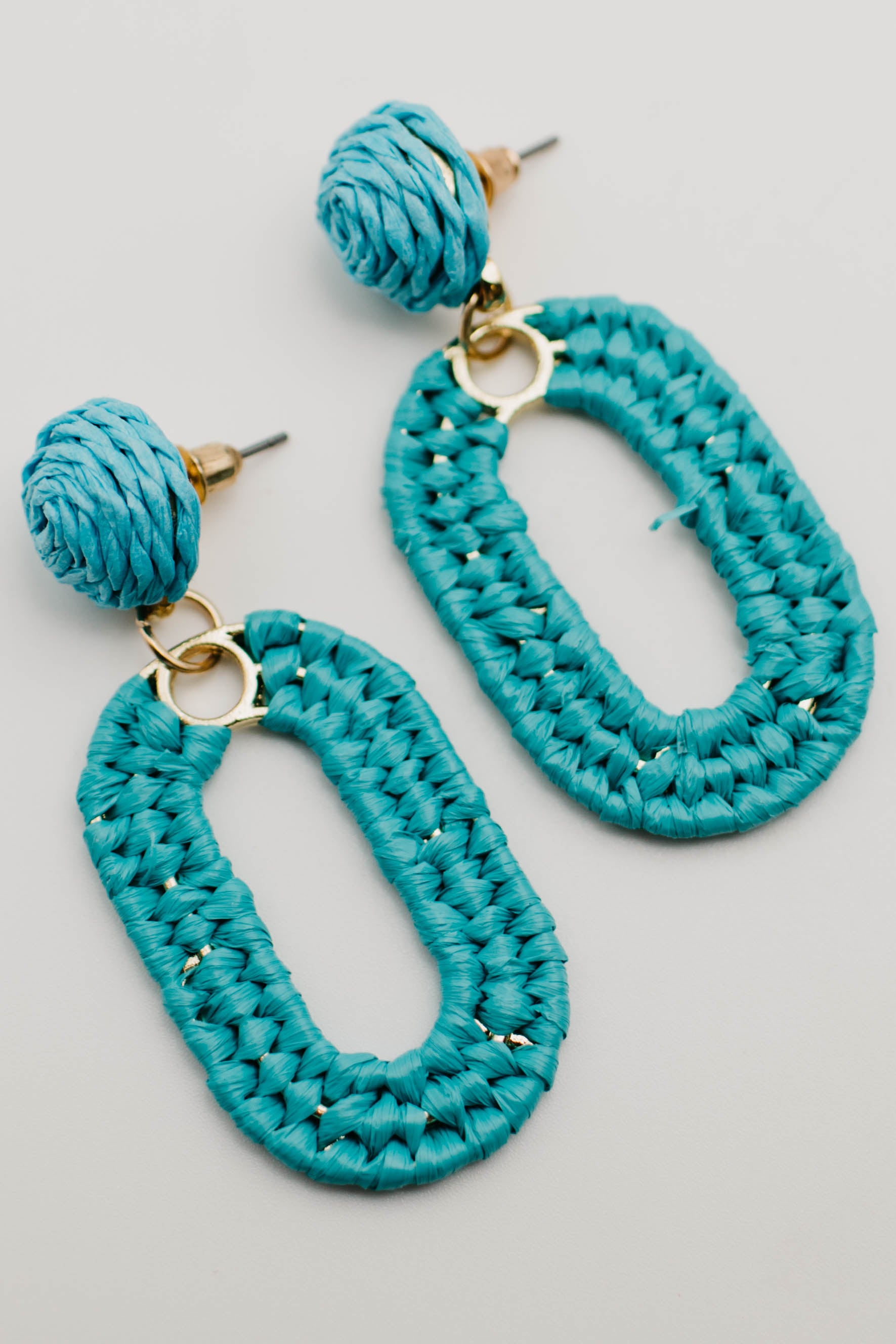 The Quincee Raffia Straw Earring