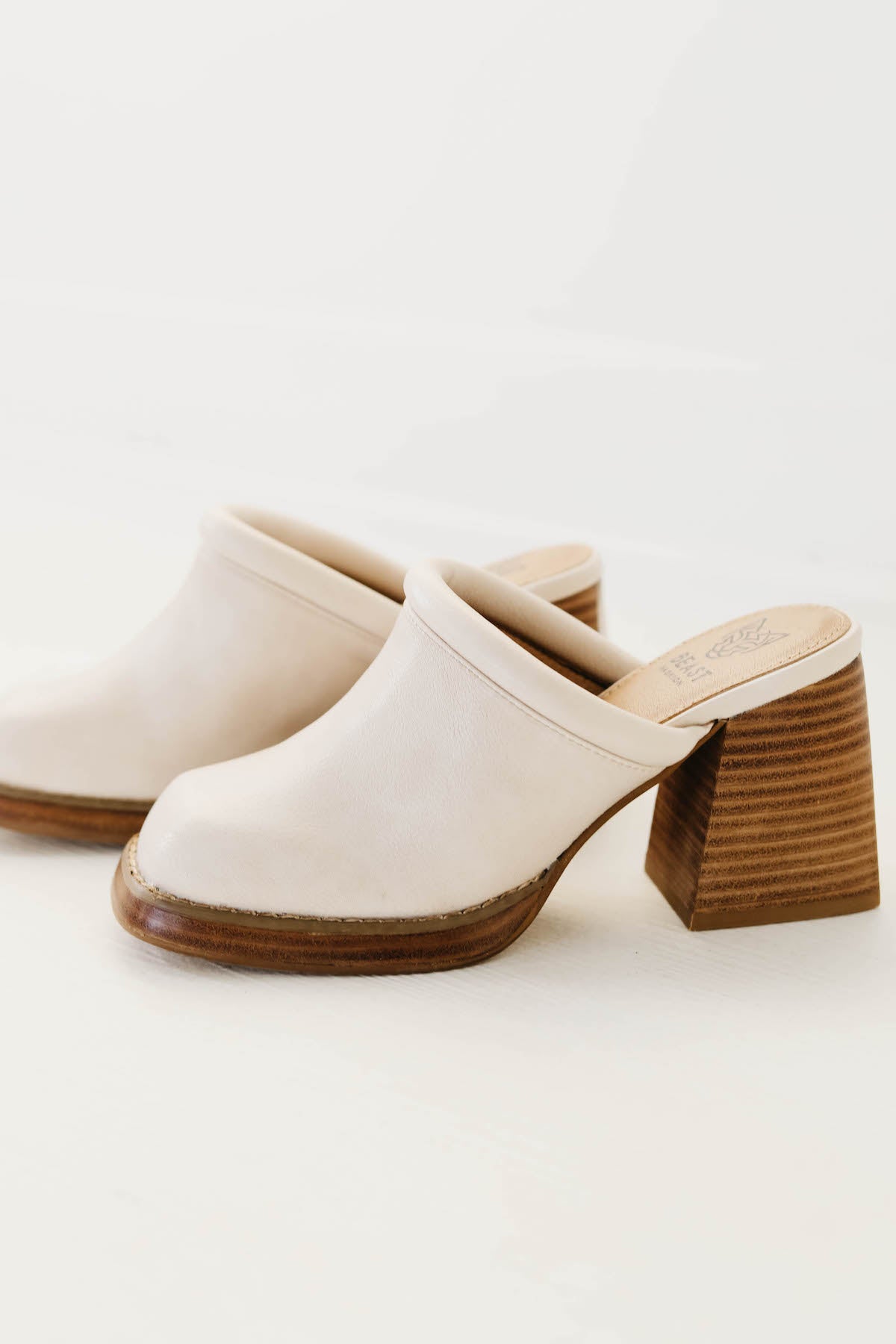 The Francesca Square Toe Mule – MOD Boutique